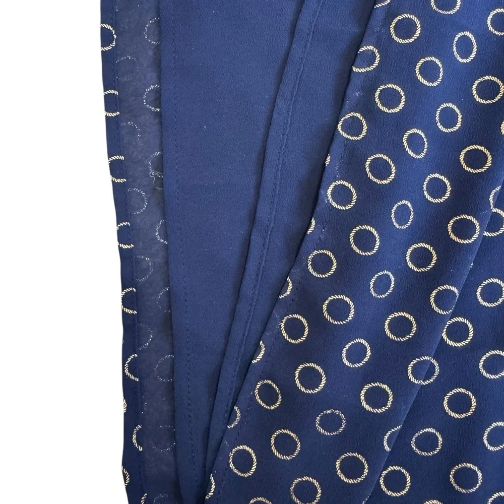 Michael Kors Navy Sleeveless Blouse Chain Accent Gold Circle Design XS or Small